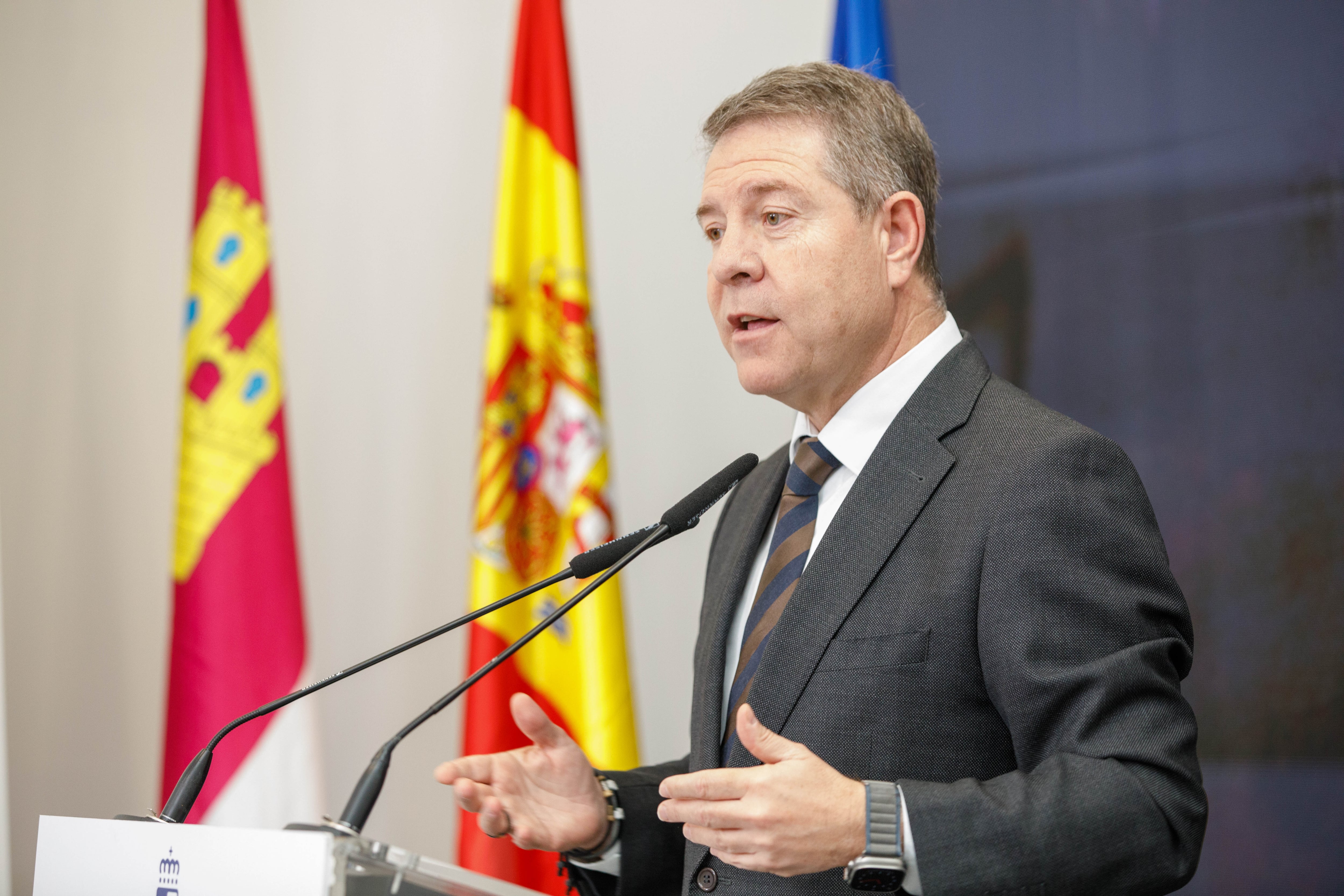 El presidente de Castilla-La Mancha, Emiliano García-Page, durante la inauguración del Centro de Emprendimiento, Orientación, Acompañamiento e Innovación para el Empleo (COE)