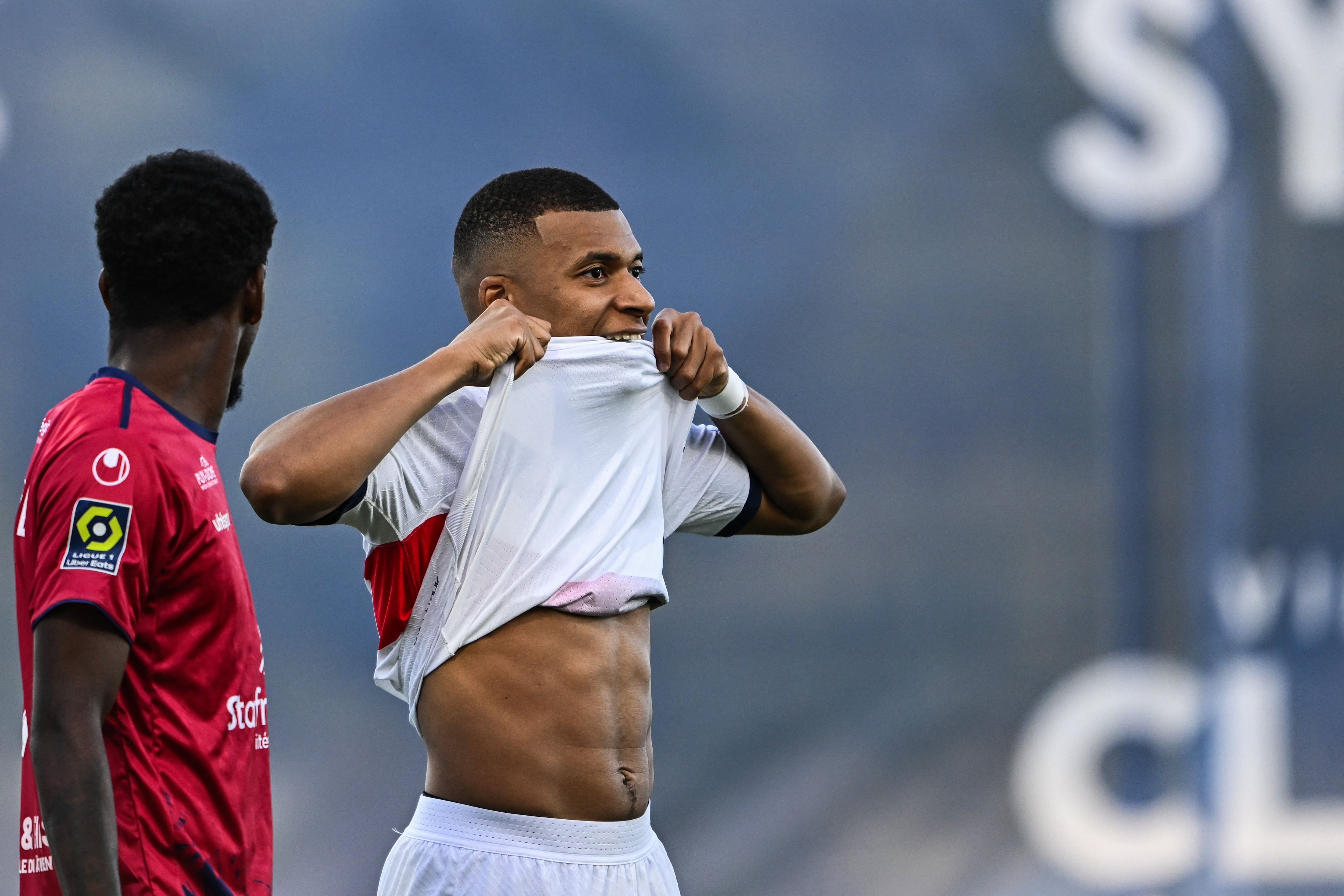 Mbappé, durante un partido de esta temporada con el PSG.