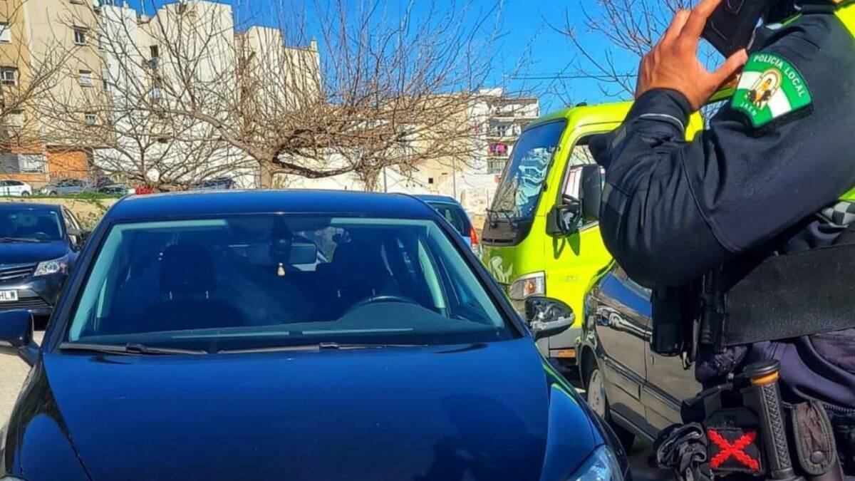 Detenido en Jaén por conducir un coche robado y no tener carné