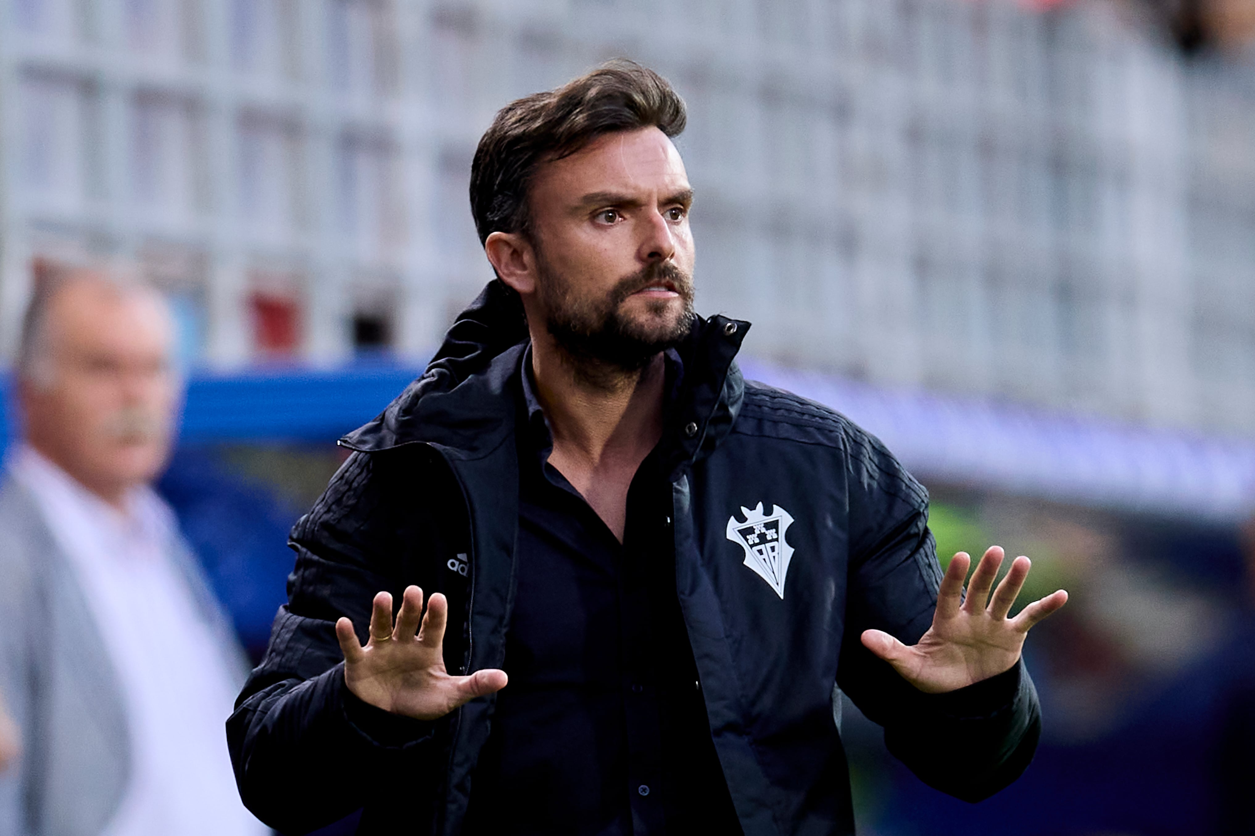 EIBAR, SPAIN - OCTOBER 23: Head coach Ruben Albes of Albacete Balompie looks on before the LaLiga Smartbank match between SD Eibar and Albacete BP at Estadio Municipal de Ipurua on October 23, 2022 in Eibar, Spain. (Photo by Ion Alcoba/Quality Sport Images/Getty Images)