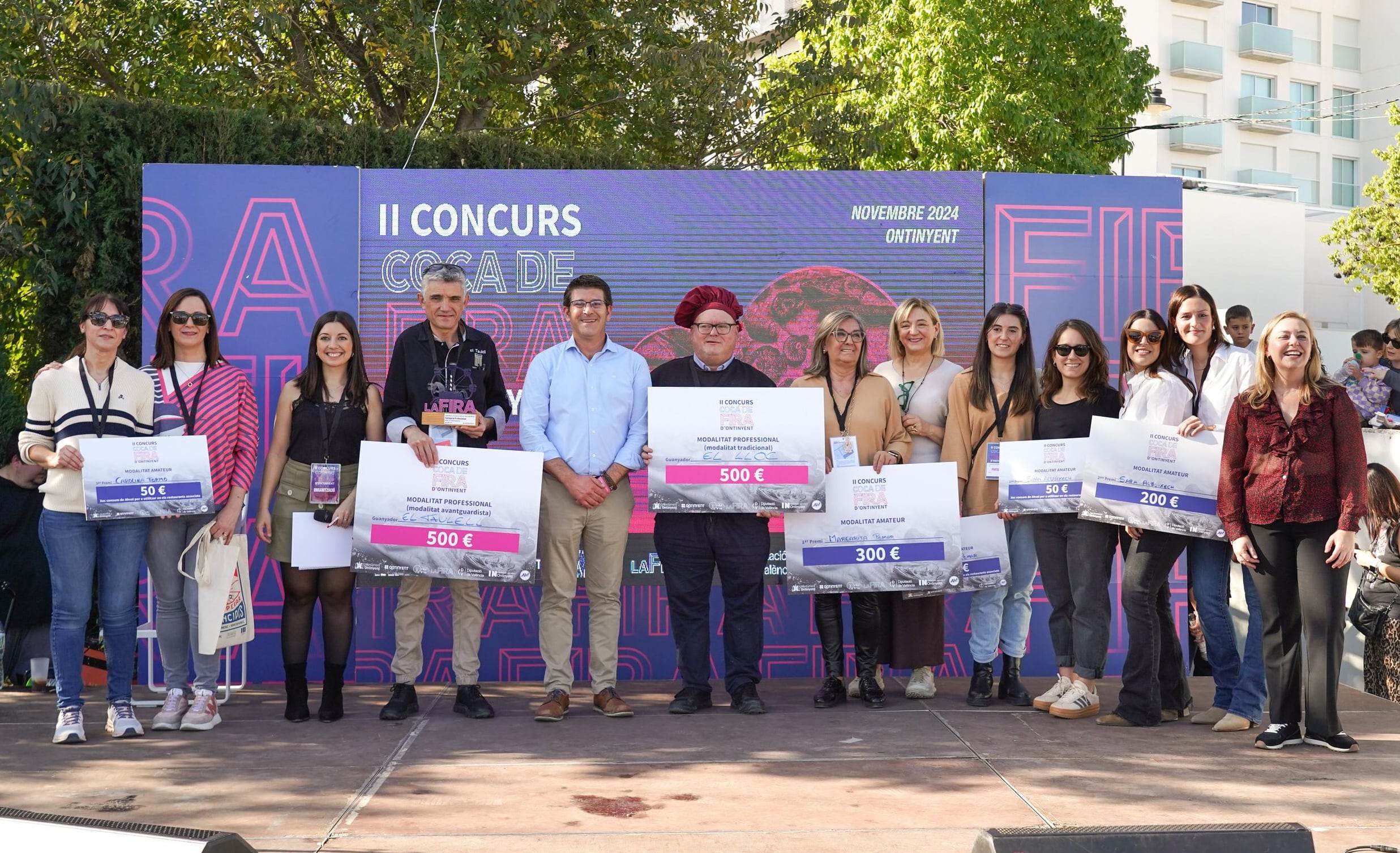 Los restaurantes El Taulell y El Lloc, en la modalidad profesional, y Margarita Pomar, en la amateur, ganan los primeros premios del certamen dedicado al típico plato ontinyentí