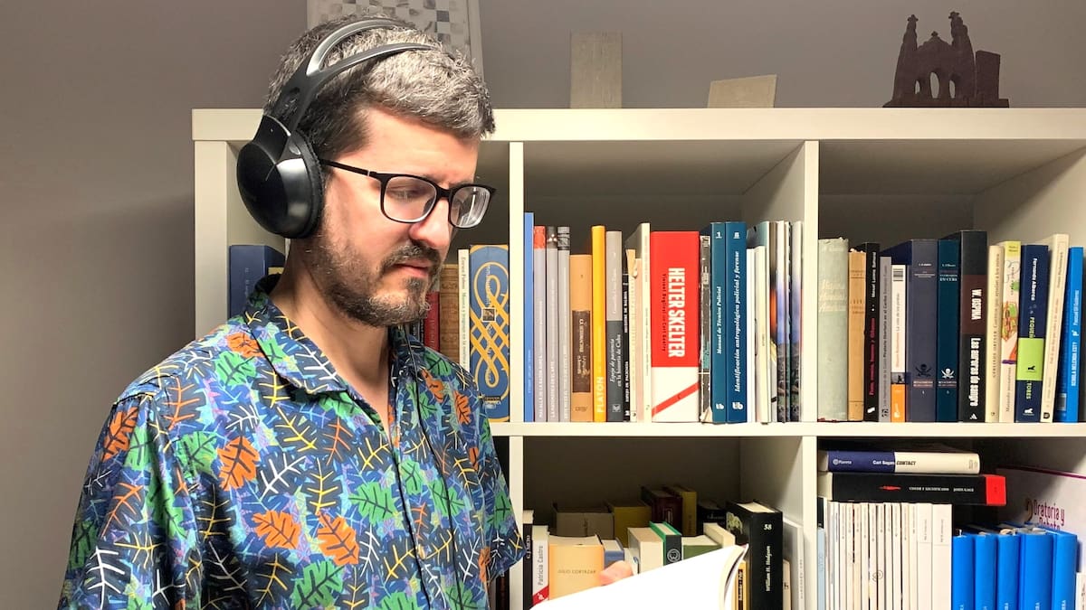"La Música de la vida de" Sergio Mira, escritor de Novelda