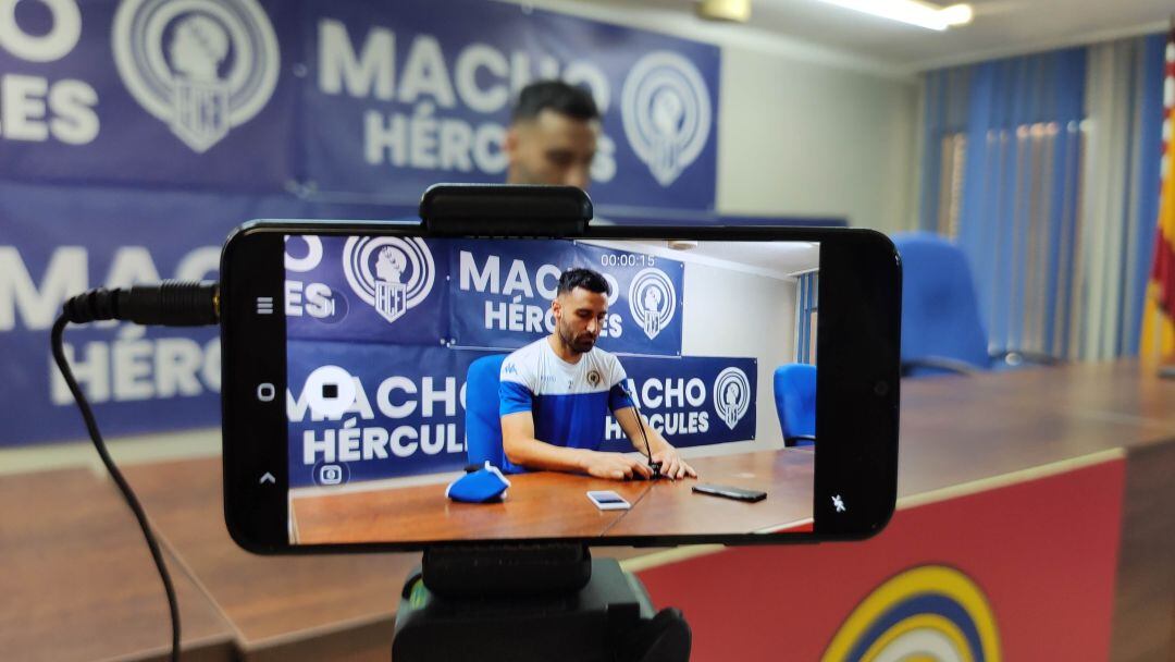 Benja, en la sala de prensa del Rico Pérez