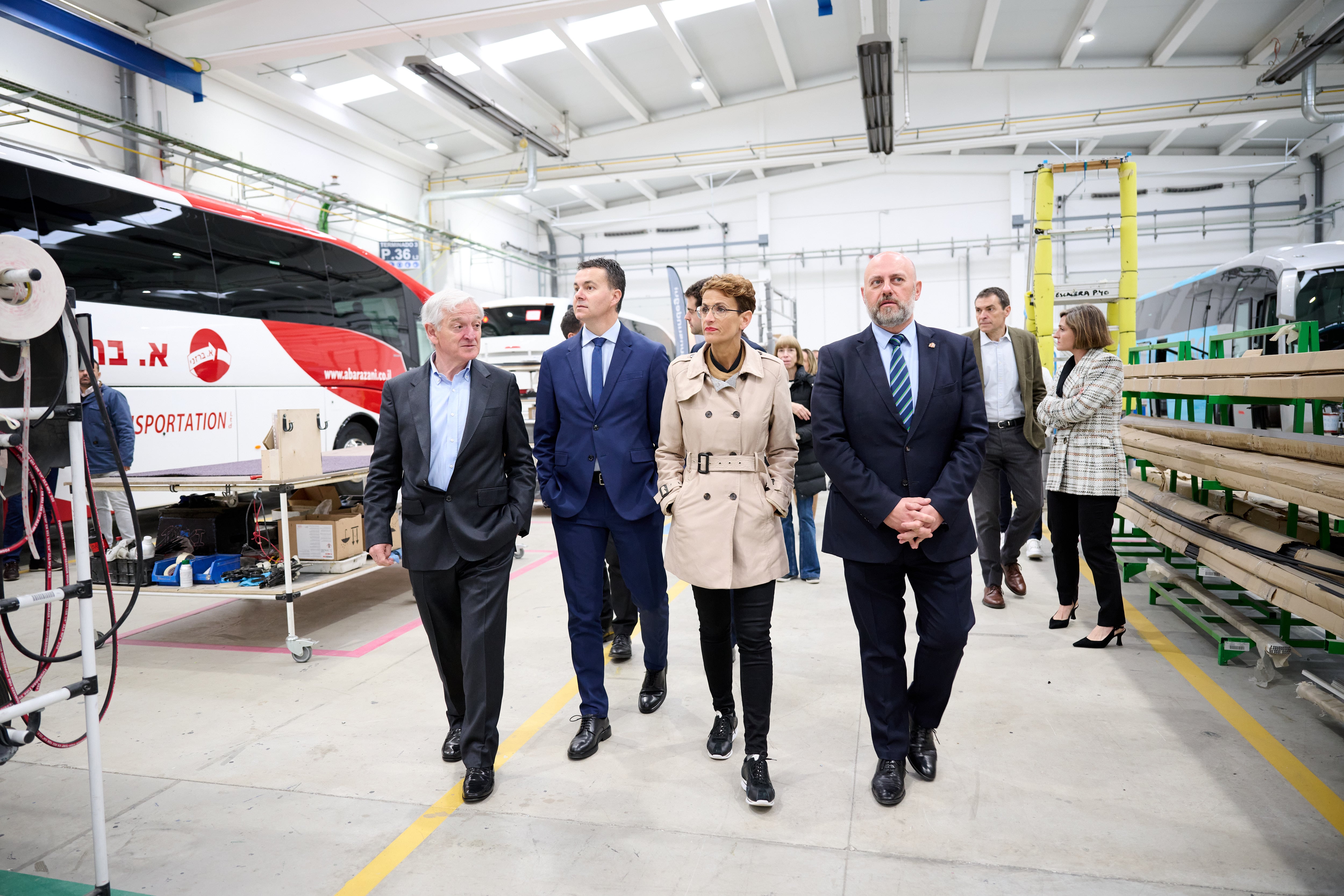 La empresa carrocera Sunsundegui y el Gobierno de Navarra han puesto en marcha el proceso de reclutamiento y formación para contratar personal cualificado para la fabricación de autobuses de Volvo.