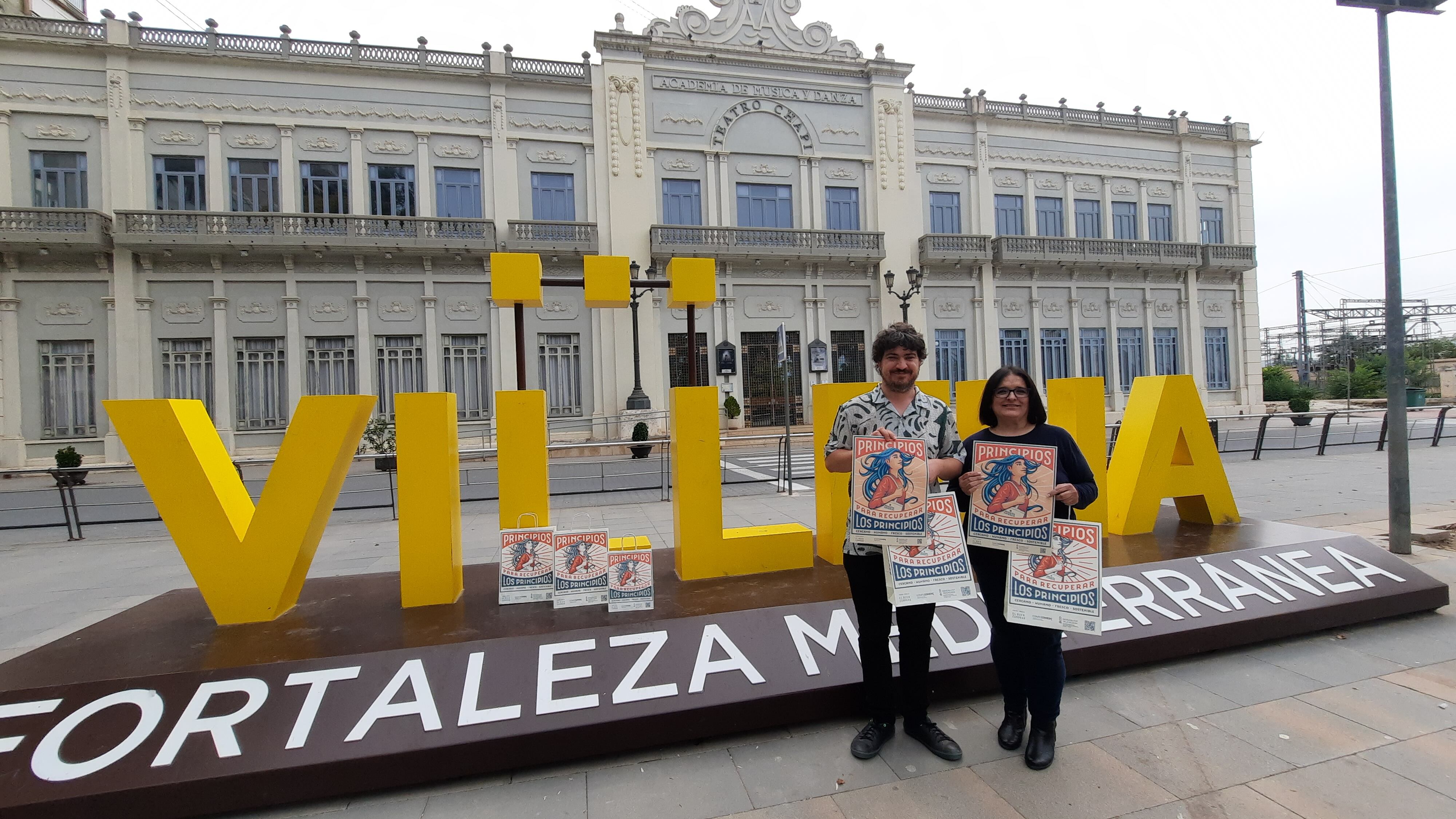 Presidenta y concejal de comercio