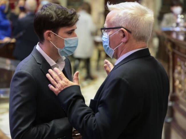 Alcalde Joan Ribó y Borja Sanjuán, concejal de Hacienda