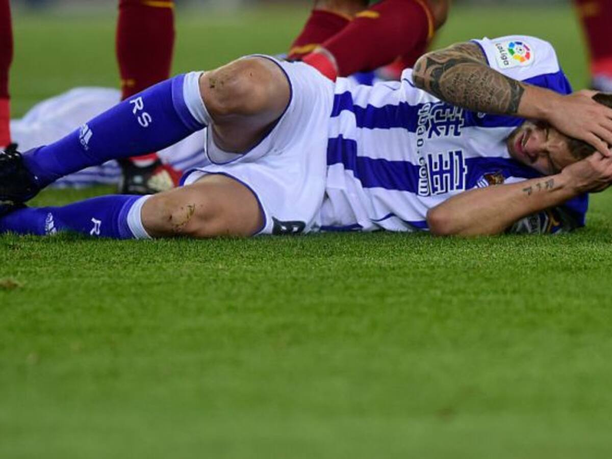 Twitter le recuerda a Iñigo Martínez que dijo que no se iría "al otro bando"