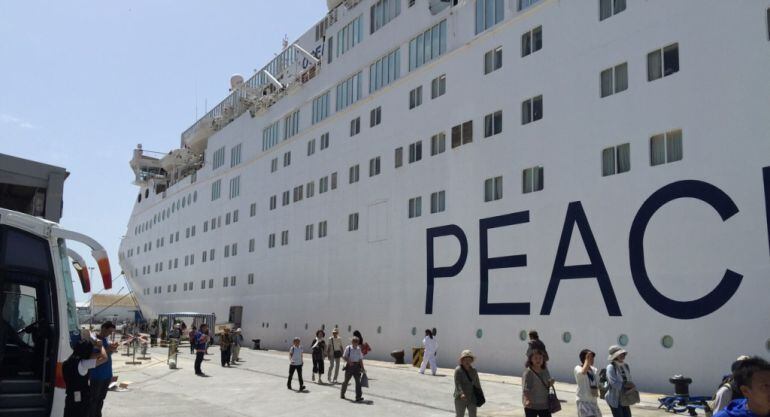 Uno de los cruceros que han visitado el Puerto de Motril (Granada)