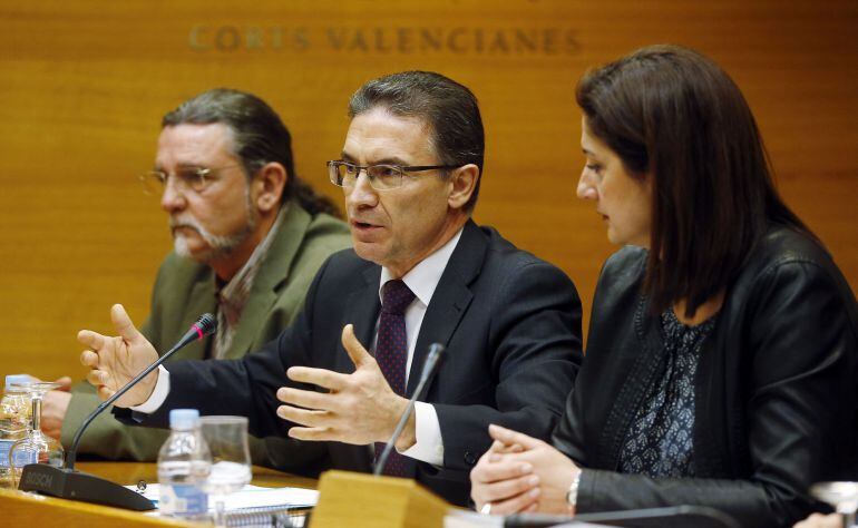 El exportavoz del PP y exdelegado del Gobierno Serafín Castellano durante la comisión parlamentaria de investigación del accidente de Metrovalencia del 3 de julio de 2006  