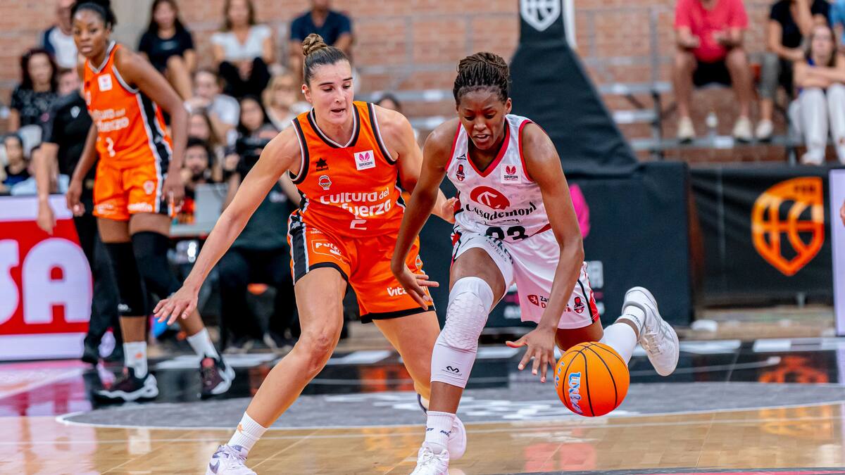 El Valencia Basket conquista la Supercopa Femenina (84-60) tras imponerse al Zaragoza