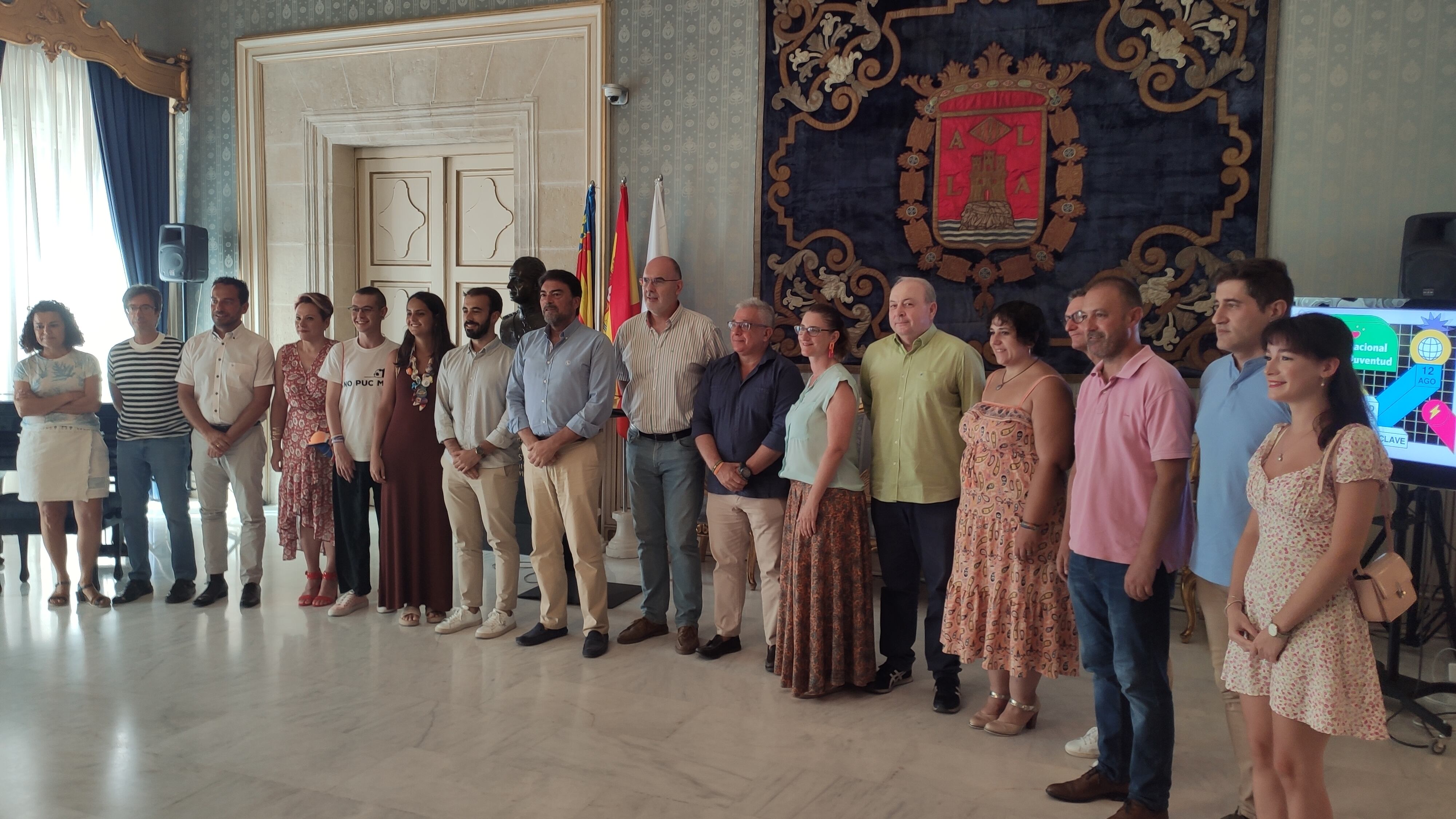 Acto por el &#039;Día Internacional de la Juventud&#039; en el Ayuntamiento de Alicante