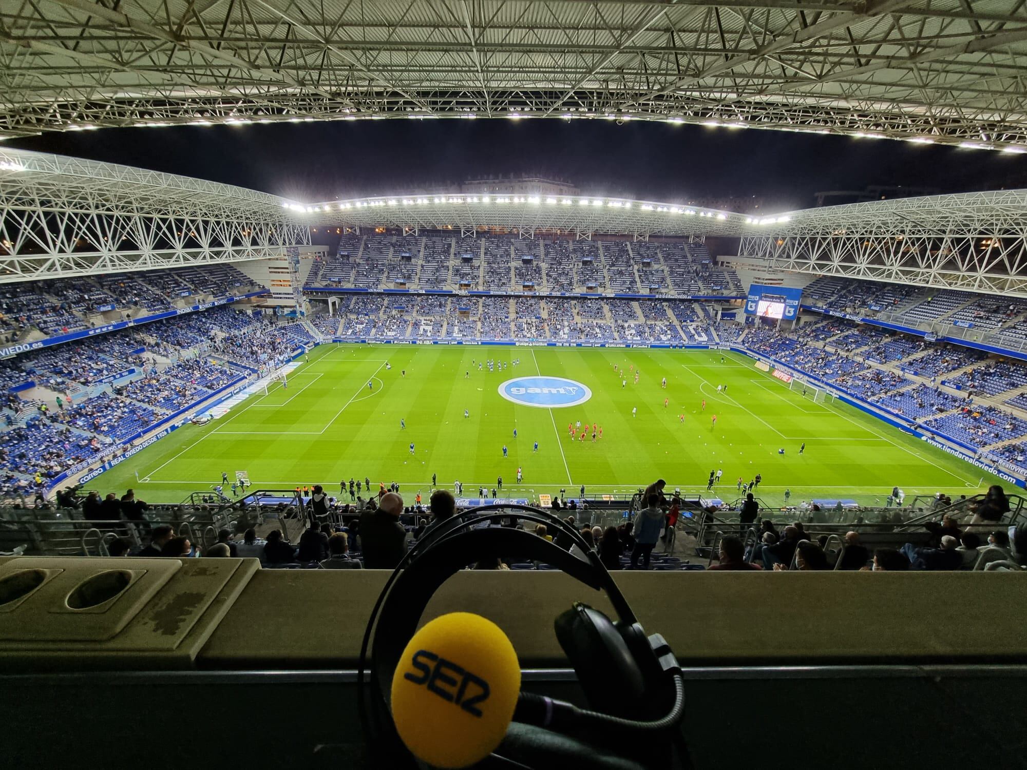 Visión de El Carlos Tartiere desde la cabina de Radio Asturias (Martín Gago)