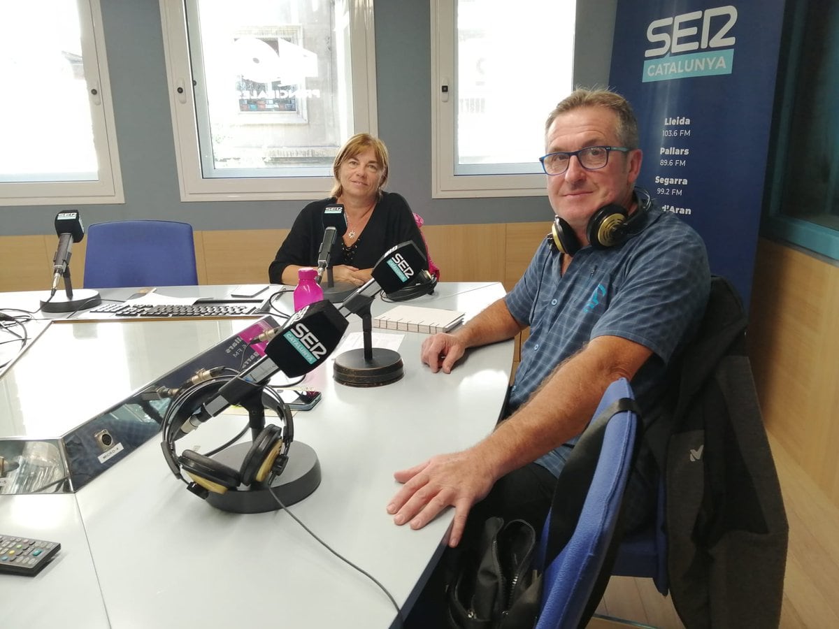 L'alcaldessa d'El Pont de Suert, Iolanda Farran, i el primer tinent d'alcalde, Josep Maria Rispa, als estudis de Ràdio Lleida.