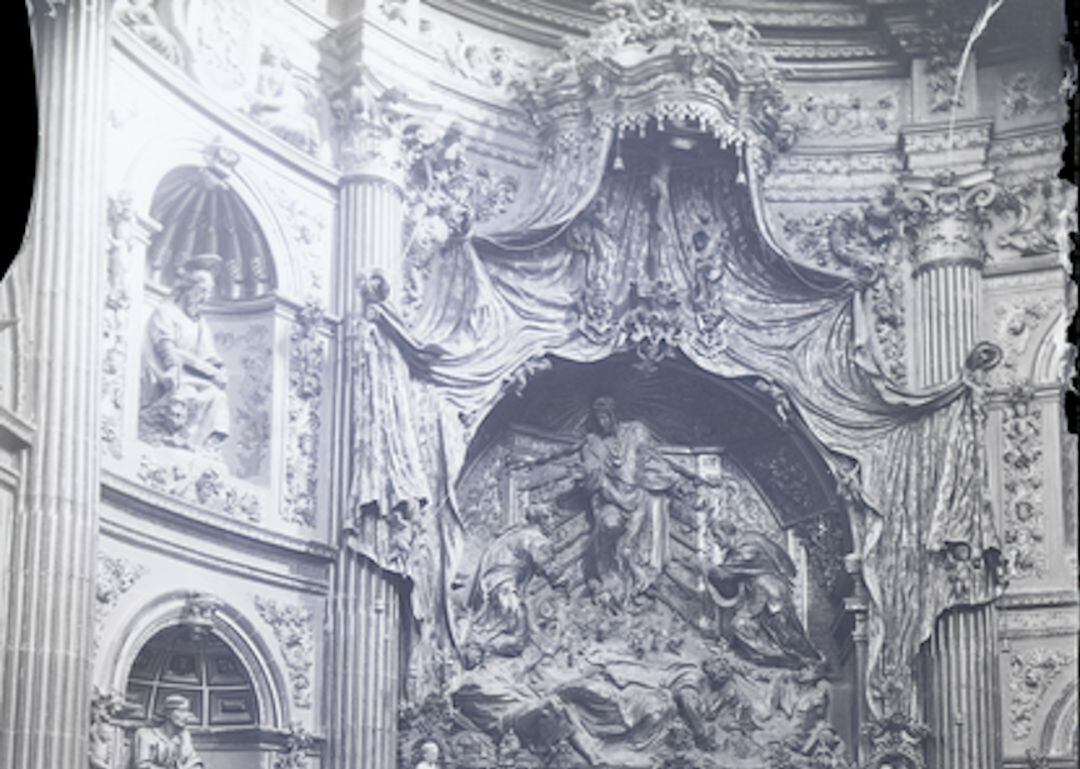 Calvario de Alonso de Berruguete que antes de 1936 presidía el Altar Mayor de la Sacra Capilla del Salvador