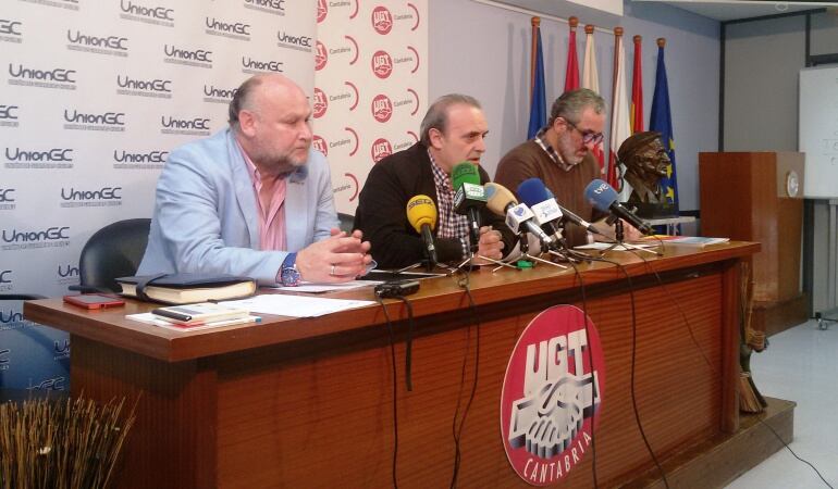 Representantes de la Unión de Guardias Civiles.