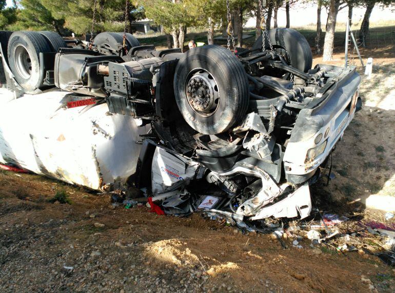 Imagen del camión siniestrado