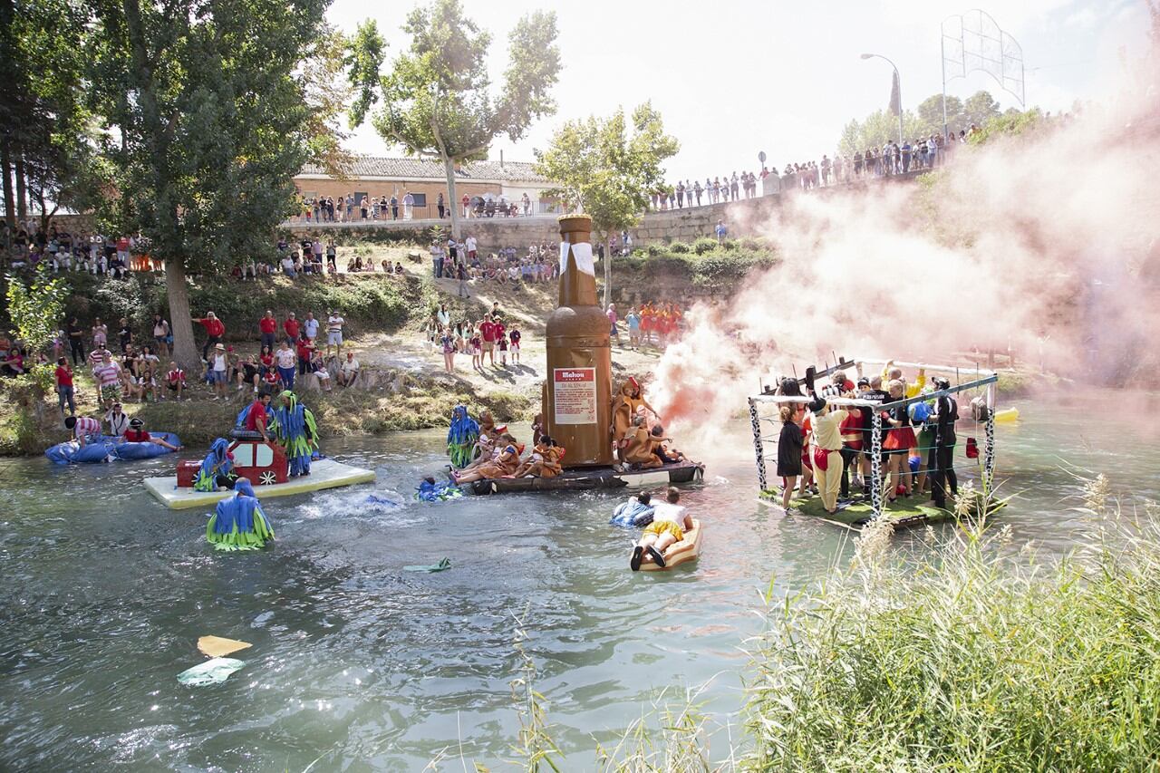 Descenso por el Tajo en las fiestas de Trillo