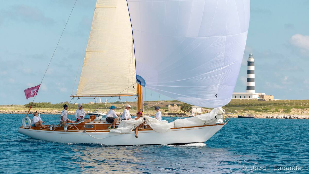 La Copa del Rei de Vela de Vaixells d'Època s'estrena amb poc vent