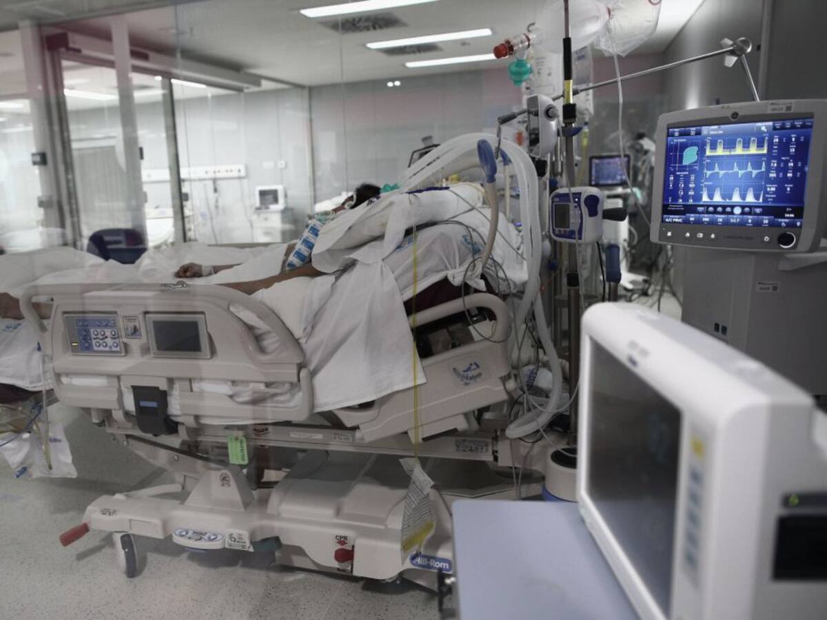 La incidencia ya está por debajo de 400 tras bajar 17 puntos más: Sanidad notifica 144 muertes y 14.336 casos