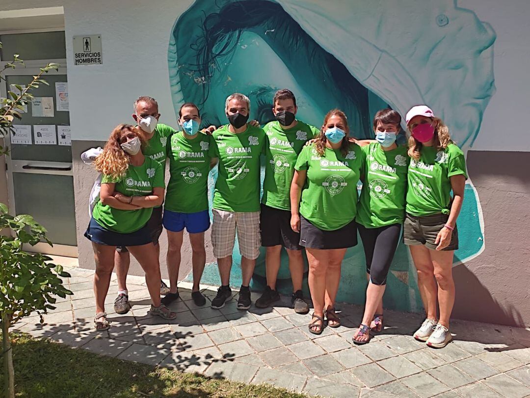 Deportistas del Club Náutico Viana do Bolo, donde se celebró con gran éxito esta cuarta regata de la liga y Copa Diputación de Ourense