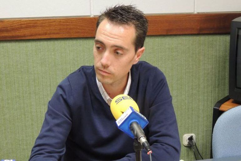 El alcalde de Benavente, Luciano Huerga, en los estudios de Radio Zamora