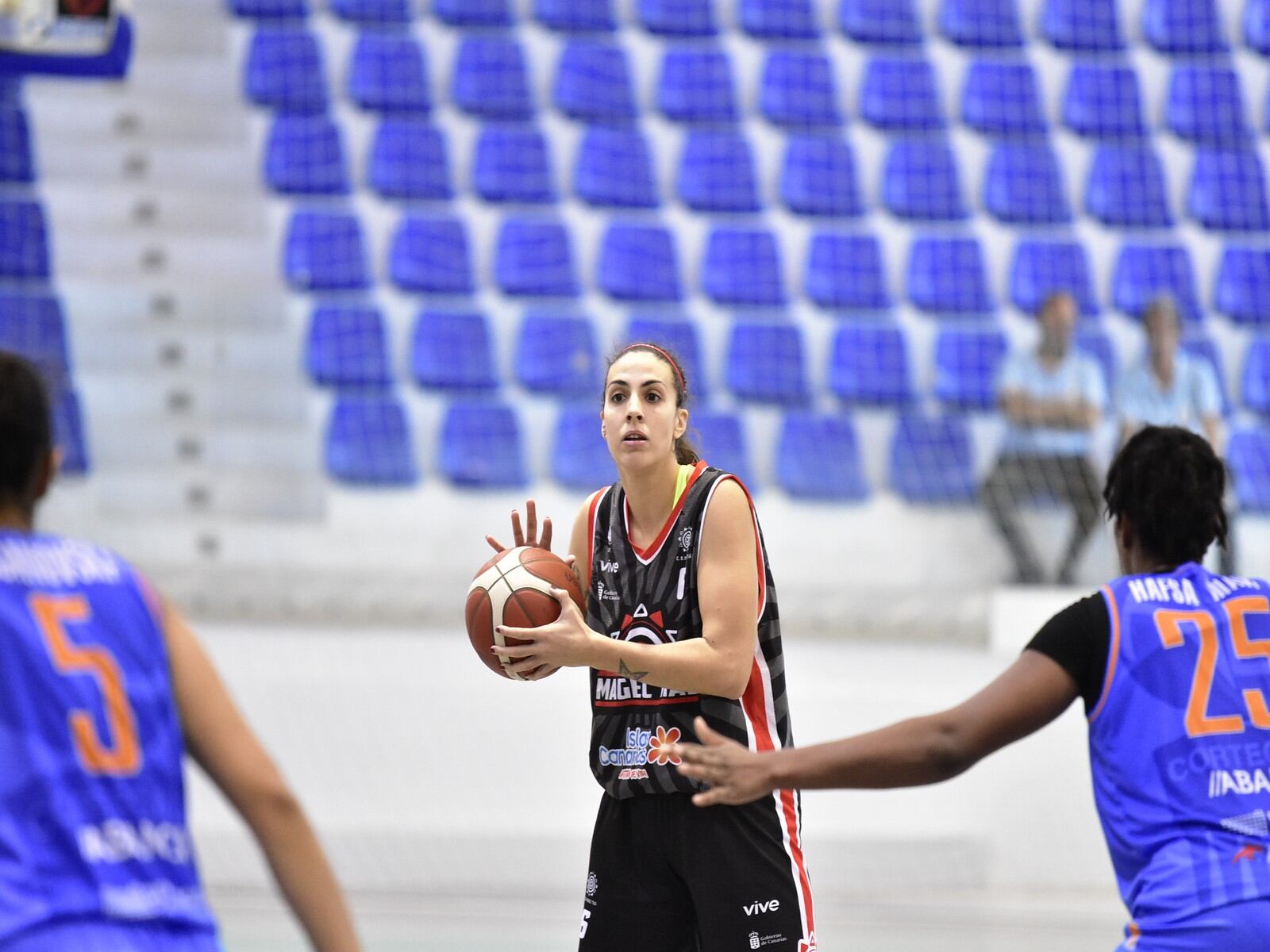 Yaiza García en un partido del CD Magec Tías.