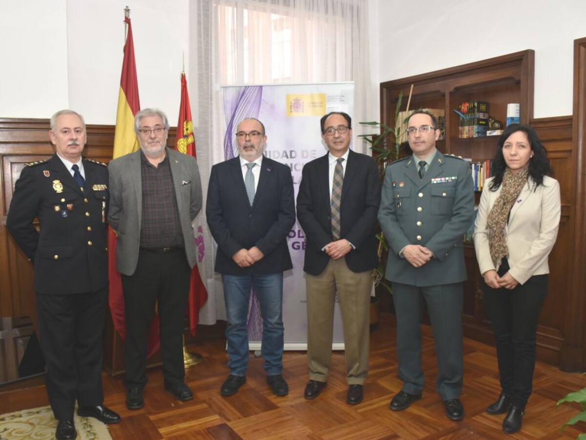 Policía y la Guardia Civil ofrecerán ayuda psicológica a las mujeres víctimas de violencia de género