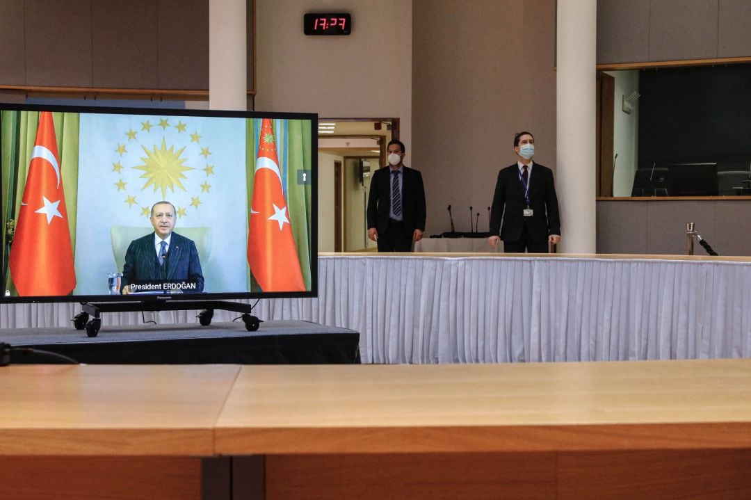 Imagen del presidente turco Tayyip Erdogan durante una reunión con Ursula von der Leyen