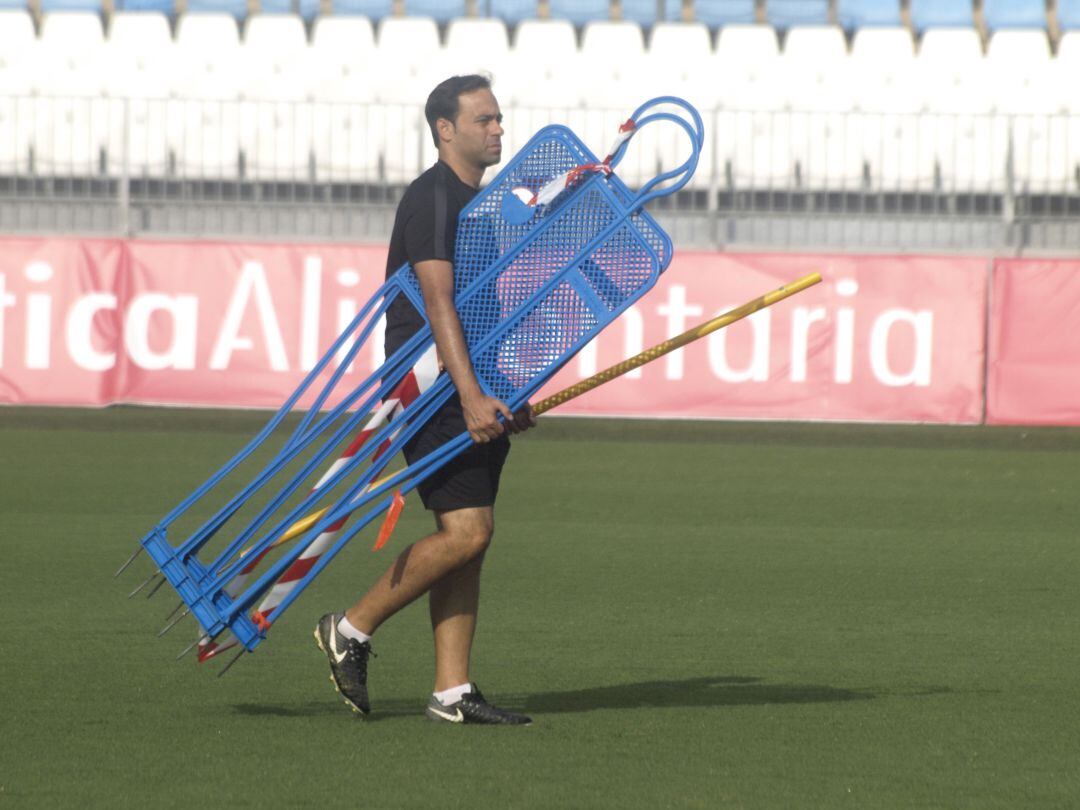 Fran Fernández en el Estadio Mediterráneo.