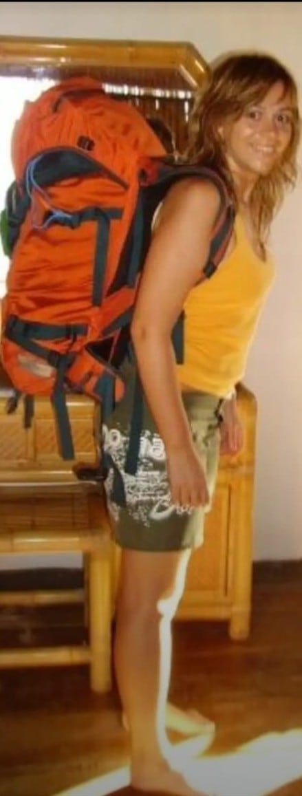 L'Eva Tenorio en un dels molts viatges amb motxilla que ha fet pel món. Viatjar i llegir son les seves principals aficions.