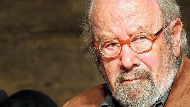 Caballero Bonald apuesta por el  “Desaprendizajes” como opción vital Ha presentado en Sevilla su último poemario
 