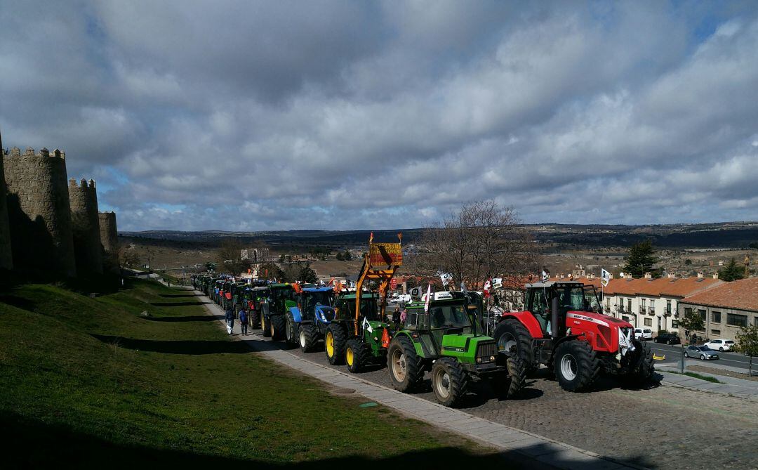 Los tractores subieron por la Ronda Vieja