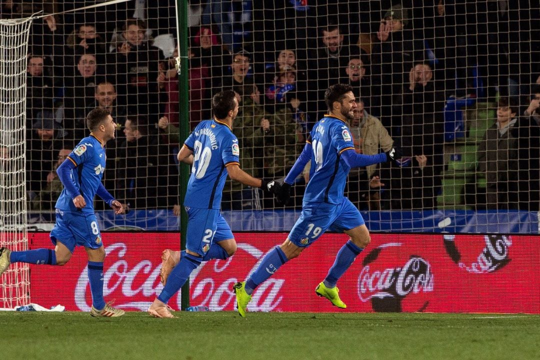 Jorge Molina celebra uno de sus goles