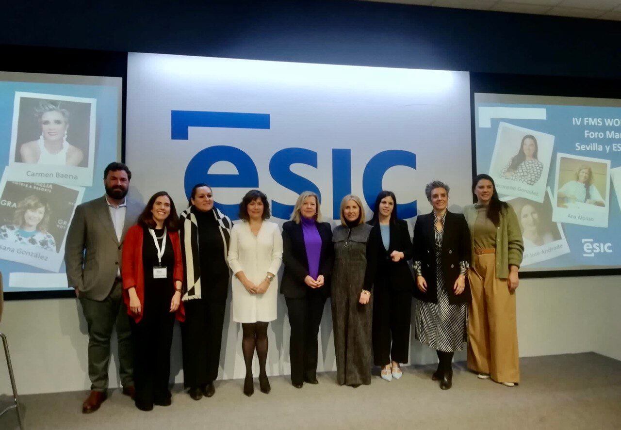 Ponentes y organizadores del ‘IV FMS Women Day’ (de izquierda a derecha): Jesús Fernández, Teresa Suárez, Rocío Tornay, Rosana González, Ana Alonso, María José Andrade, Ángela Periáñez, Carmen Baena y Macarena González