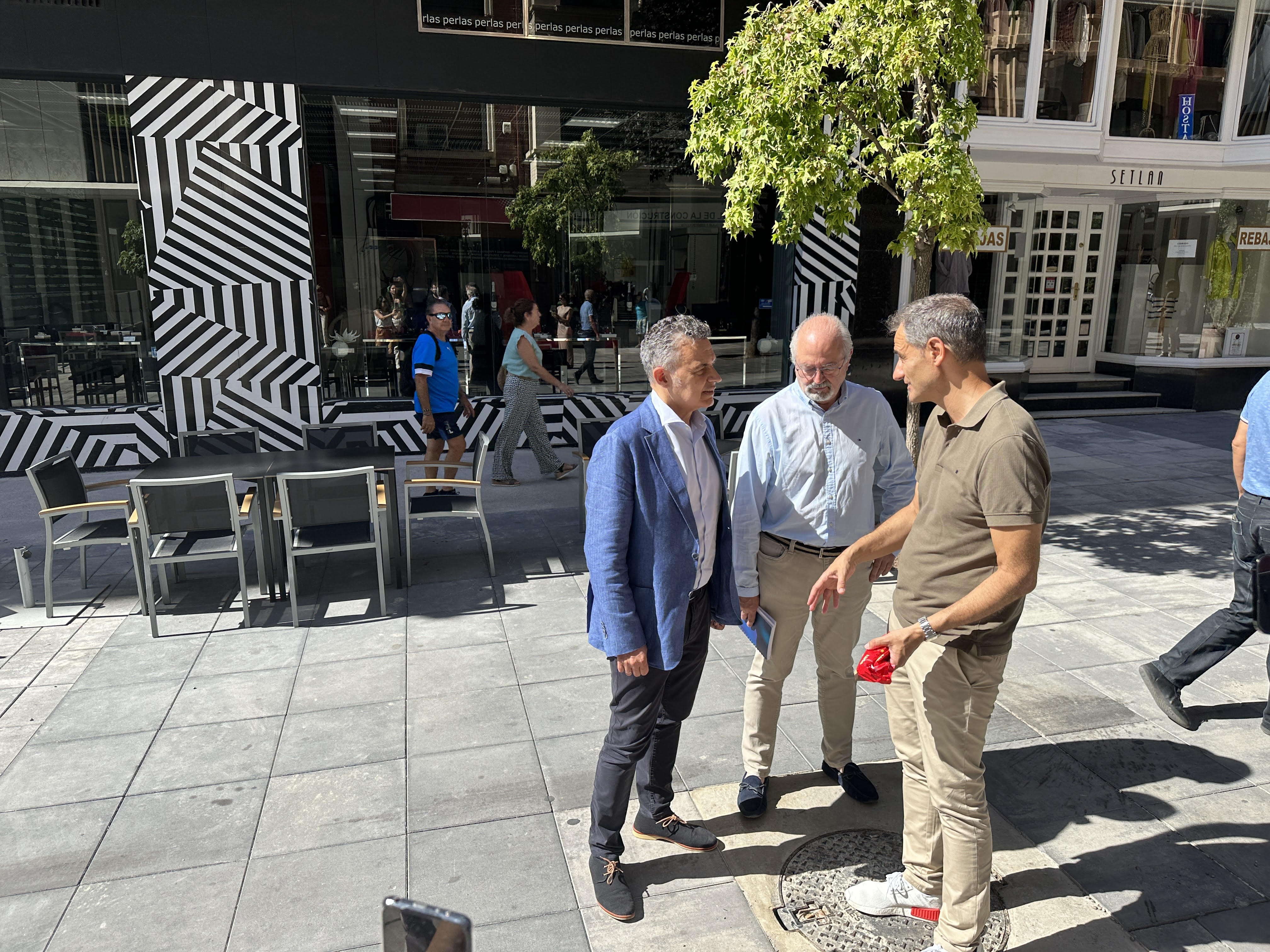 Visita al Paseo de las Cien Tiendas