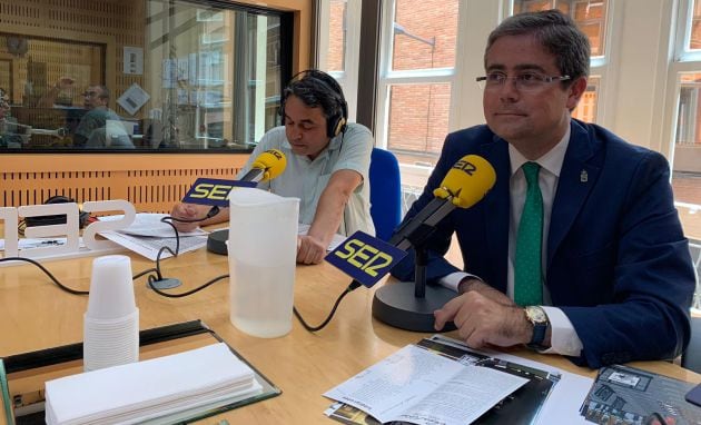 Jesús Pacheco, concejal de Cultura en el Ayuntamiento de Murcia, y Antonio Agustín González, profesor del Conservatorio de Música de Murcia