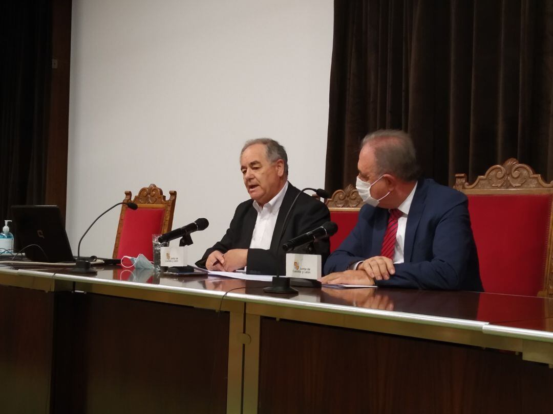 José Luis Calvo y José Antonio Rubio Mielgo durante la presentación