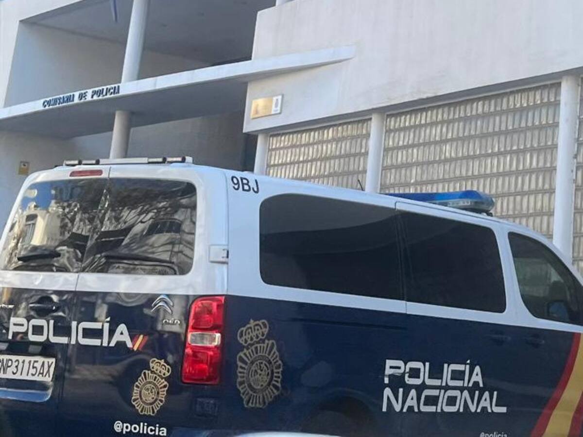 Detenida en Málaga la limpiadora de un banco por robar en la oficina