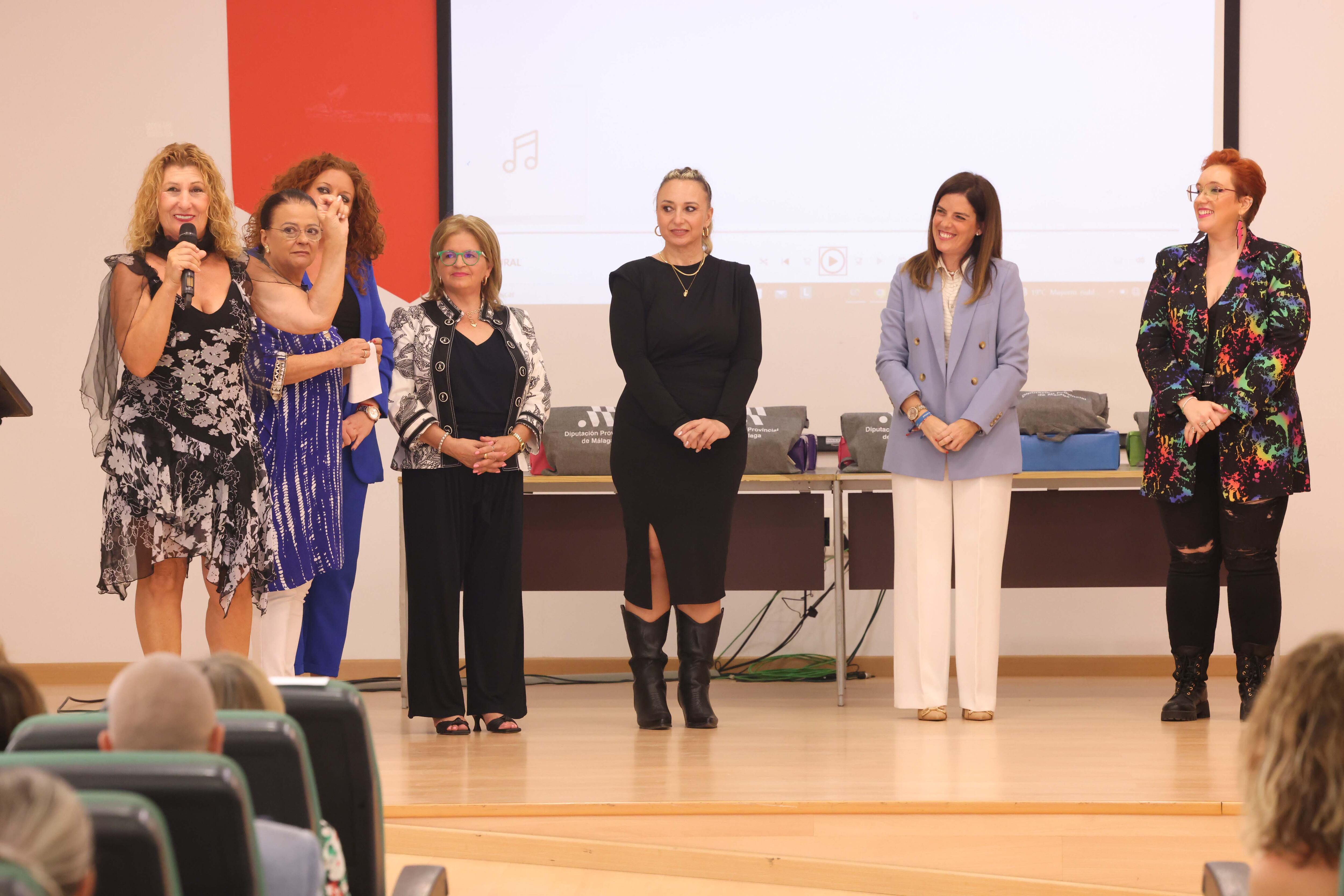 Este martes se ha llevado a cabo la presentación del tema musical en la sede de la institución provincial