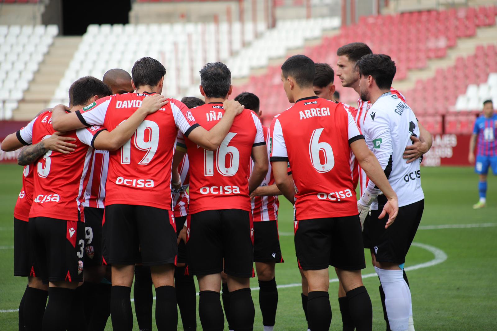 Los futbolistas de la UD Logroñés se conjuran antes del partido frente al Eldense / UD Logroñés