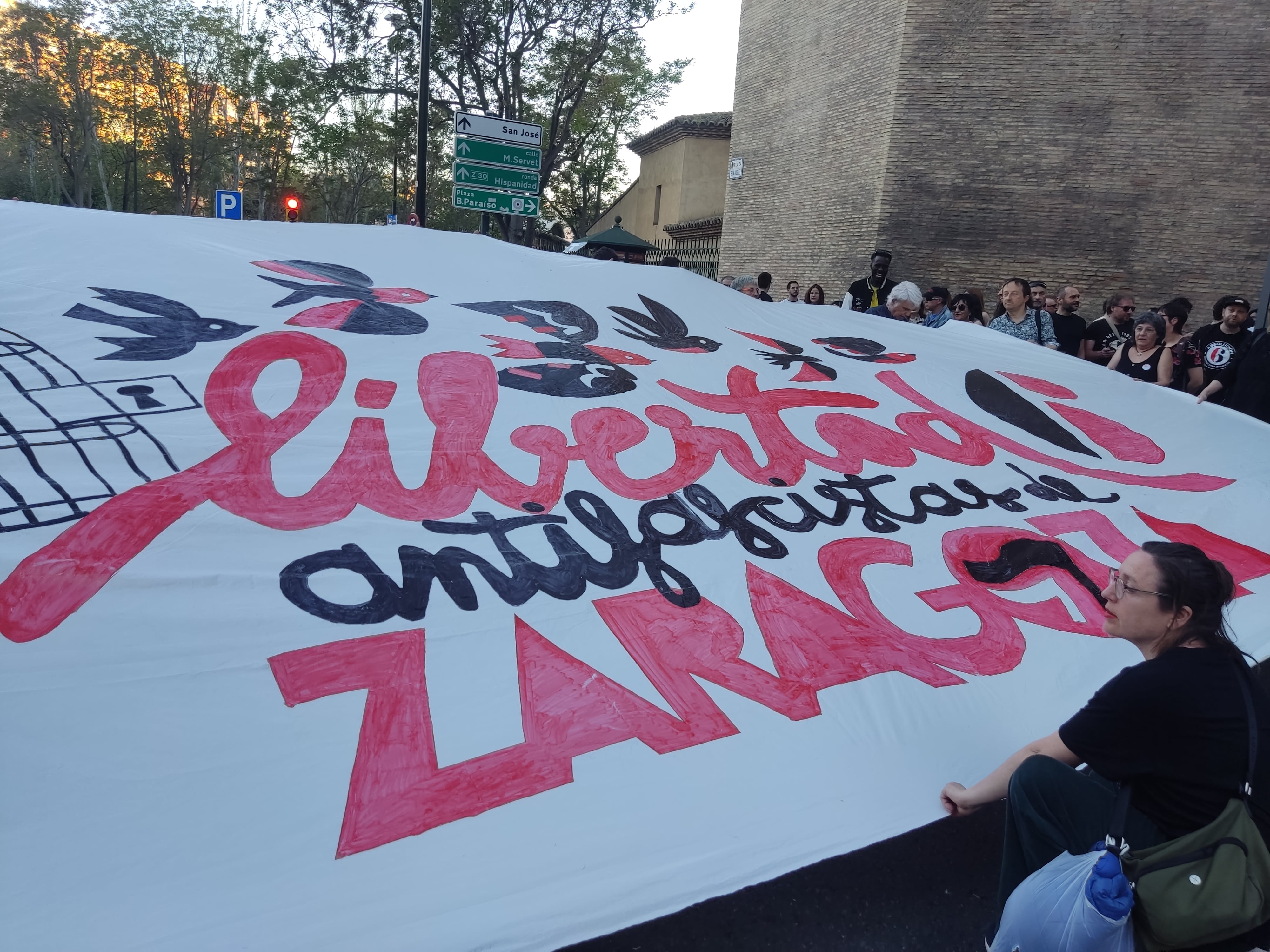 Manifestación pidiendo la libertad para "los 6 de Zaragoza"