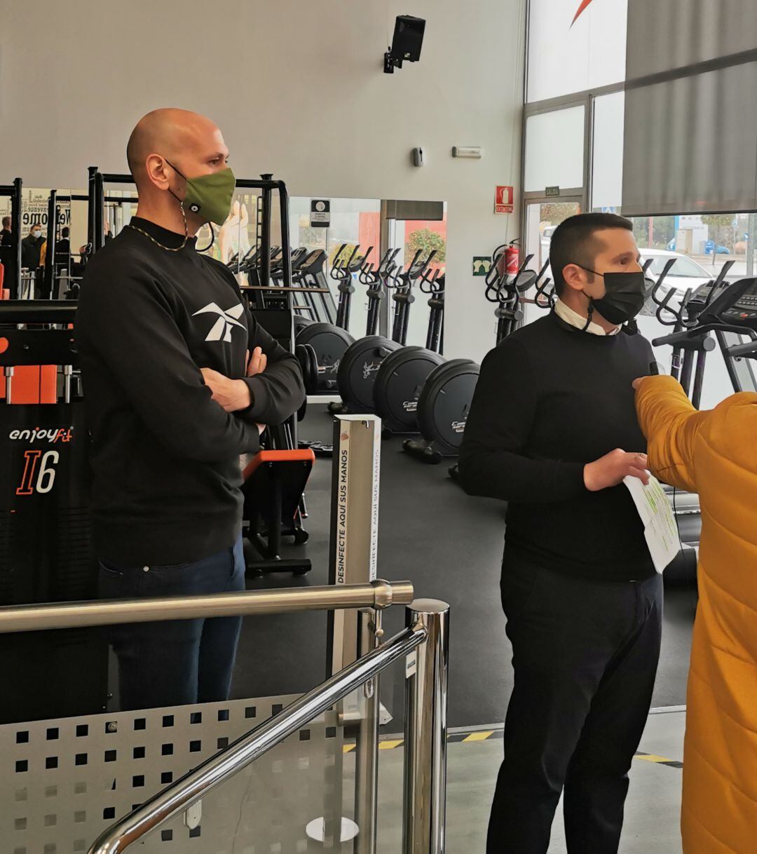 El edil de Ciudadanos Petrer, Víctor Sales, pide ayudas para los centros deportivos locales 