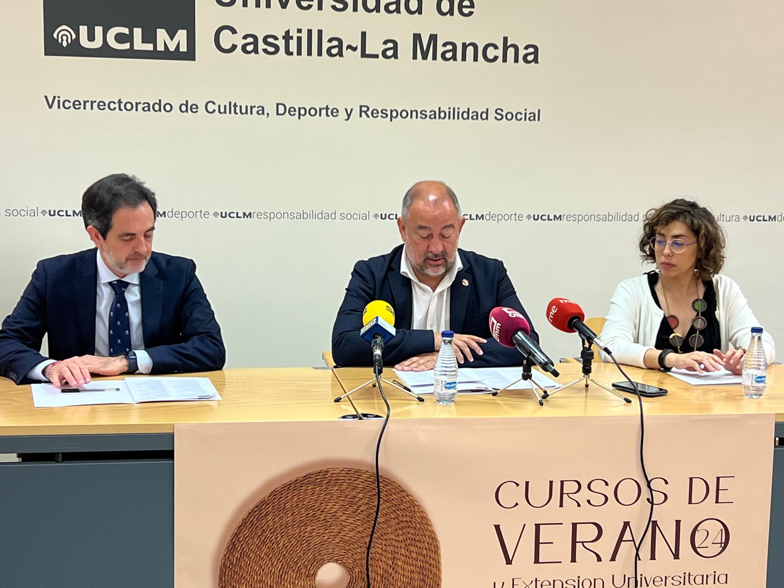 Presentación en Cuenca de los Cursos de Verano 2024