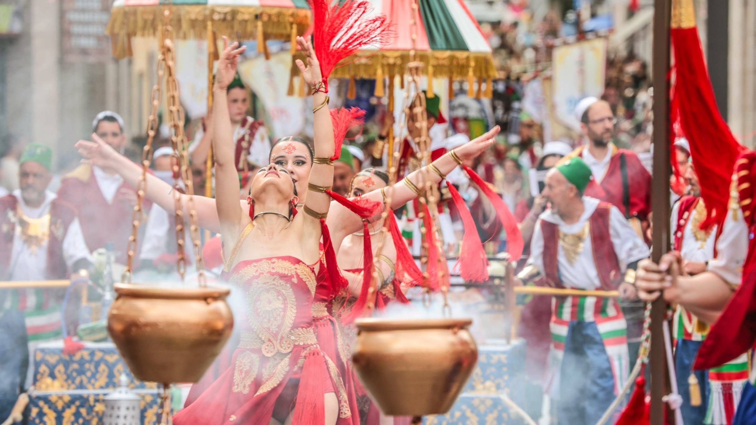 Fotografía de archivo de la Entrada Mora durante las fiestas de Petrer.