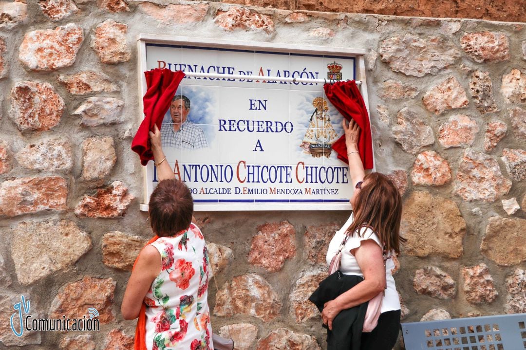 Homenaje a Antonio Chicote en Buenache de Alarcón