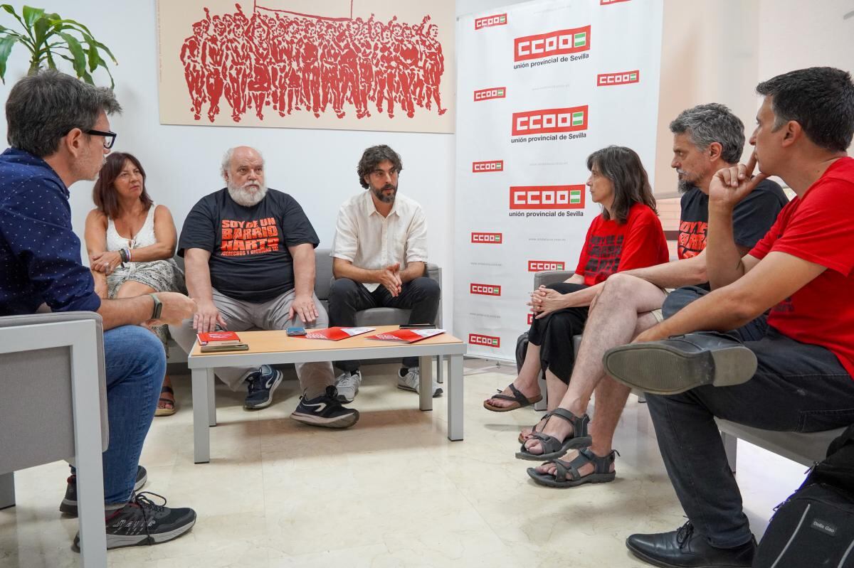 Reunión de representantes de CCOO y Barrios Hartos.