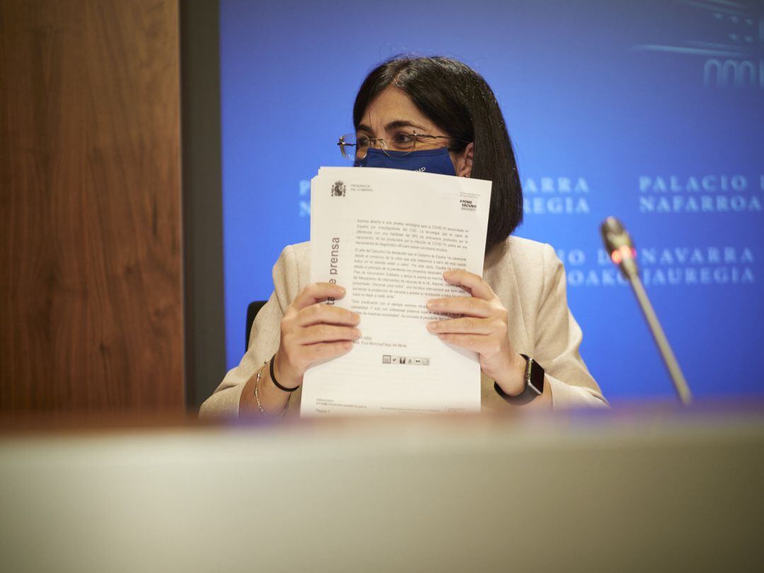 La ministra de Sanidad, Carolina Darias, comparece en rueda de prensa, tras presidir desde Pamplona el pleno telemático del Consejo Interterritorial del Sistema Nacional de Salud.