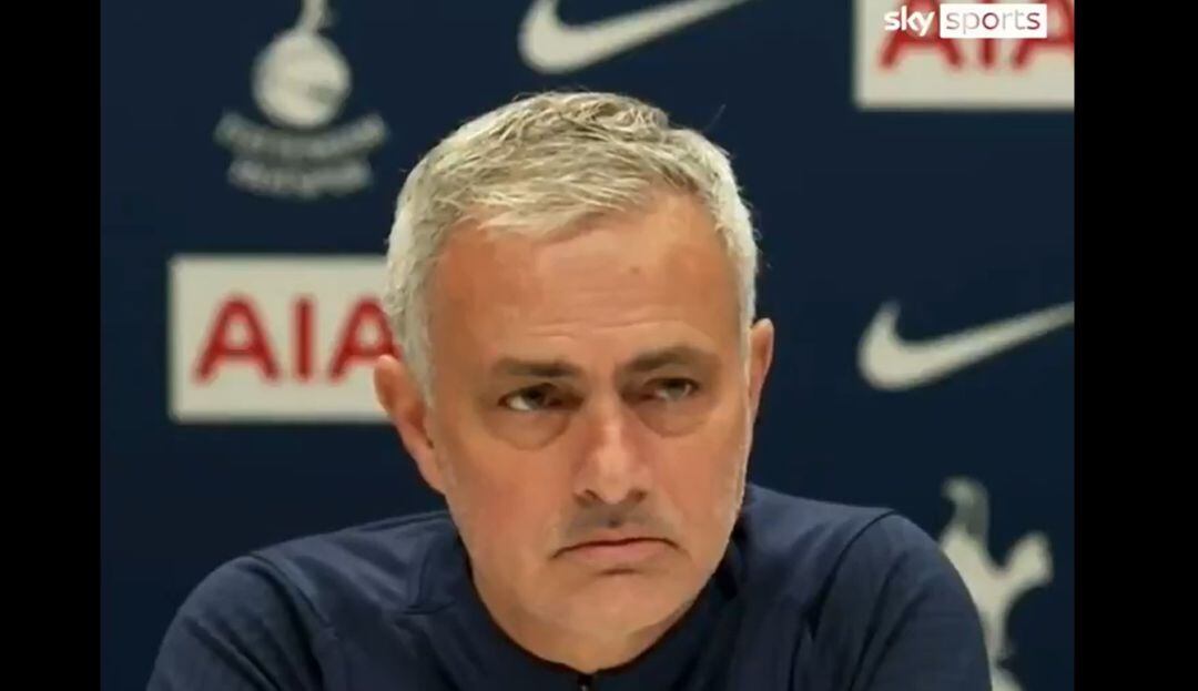 Mourinho, durante la rueda de prensa previa al encuentro ante el Liverpool