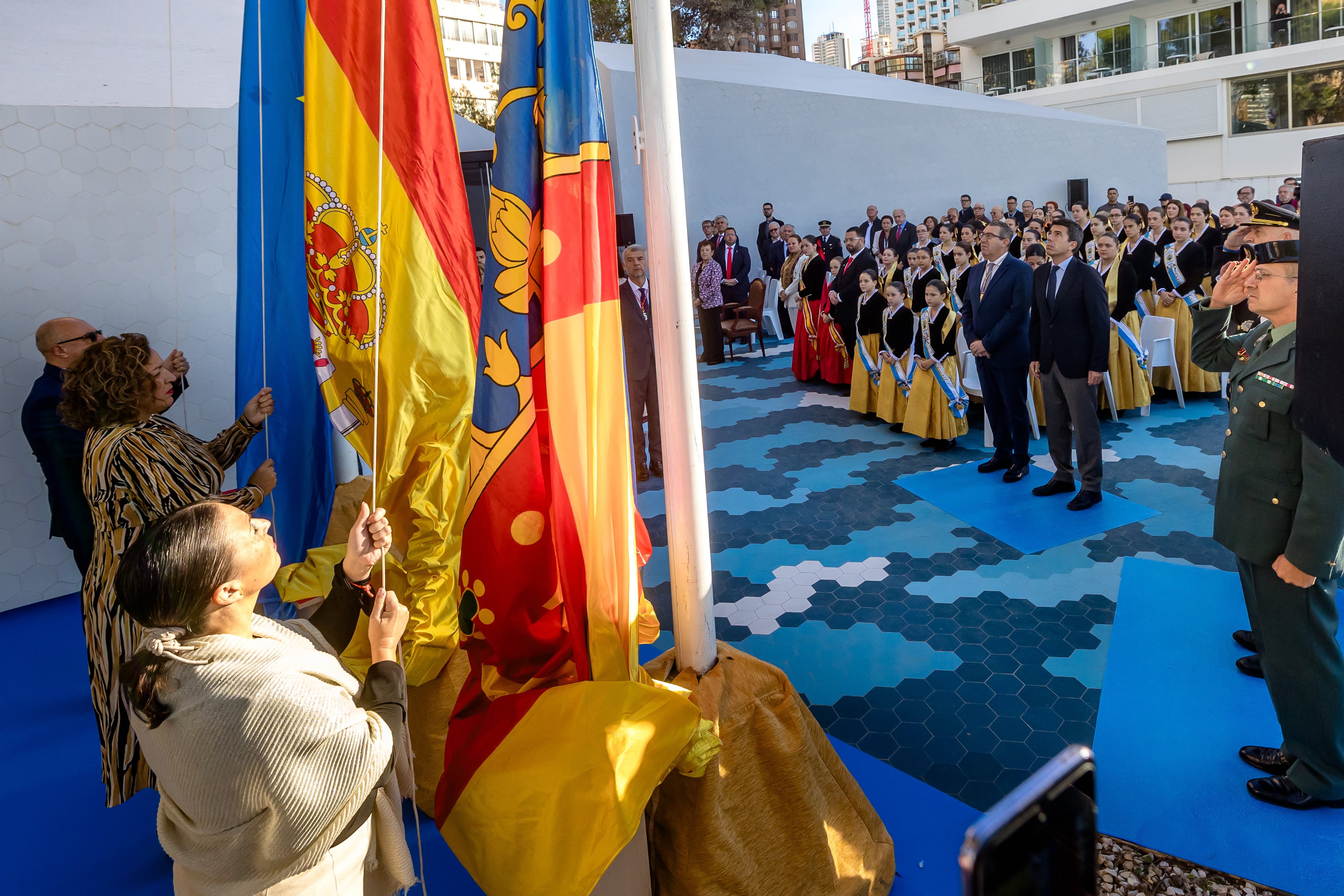 Carlos Mazón, presidente de la Generalitat Valenciana, participa en el acto del Día de la Constitución del Ayuntamiento de Benidorm