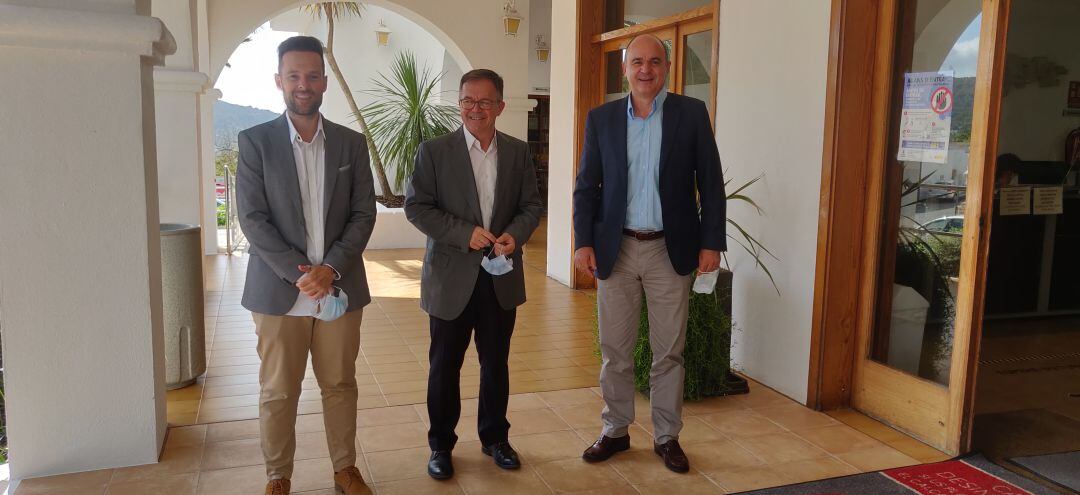 Reunión entre el Ayuntamiento y el Consell